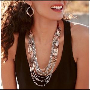 Stella & Dot Mesa Necklace